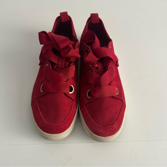 Koolaburra by UGG Penley Ribbon-Tie Red Sneakers | Size 7 - Picture 1 of 9